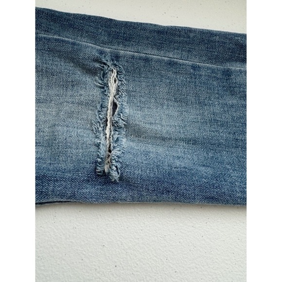Free People Distressed Knee Fray Hem Denim Jeans Light Wash Size 25 - Picture 6 of 8